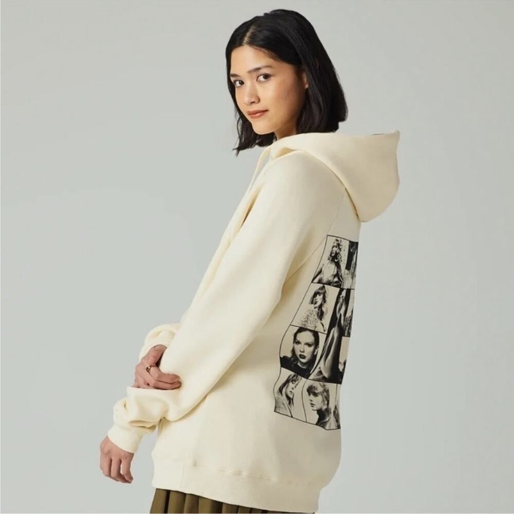Taylor Swift The Eras Tour Unisex Merch Concert Fleece Hoodie Beige | L GUC